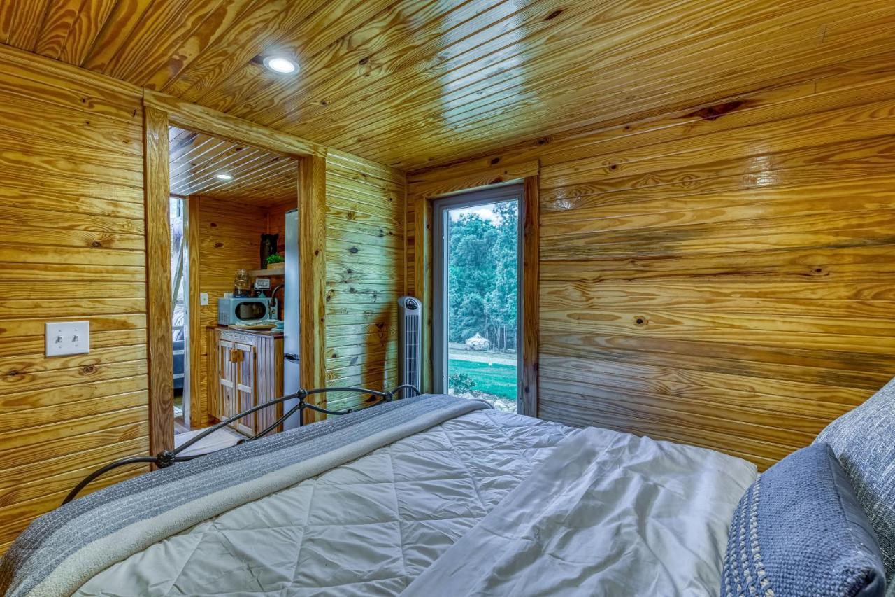 The Gemini-A Dreamy, Waterfront Tiny Cabin Rogersville Eksteriør bilde