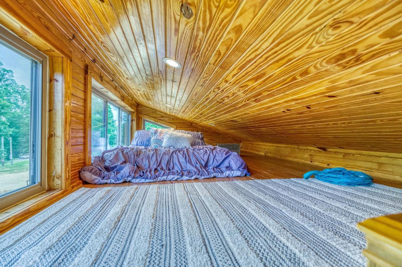 The Gemini-A Dreamy, Waterfront Tiny Cabin Rogersville Eksteriør bilde